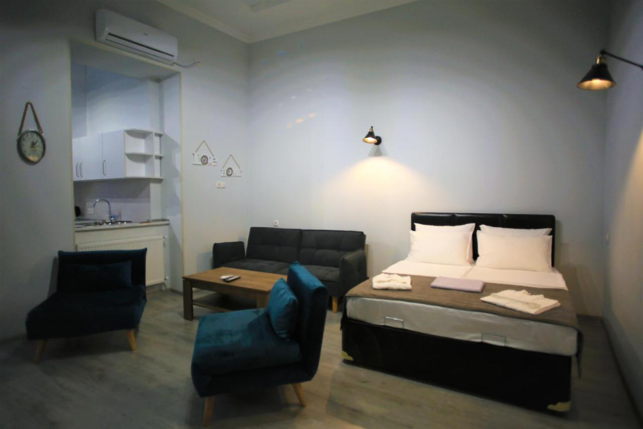 Love Home Tbilisi Bagian luar foto
